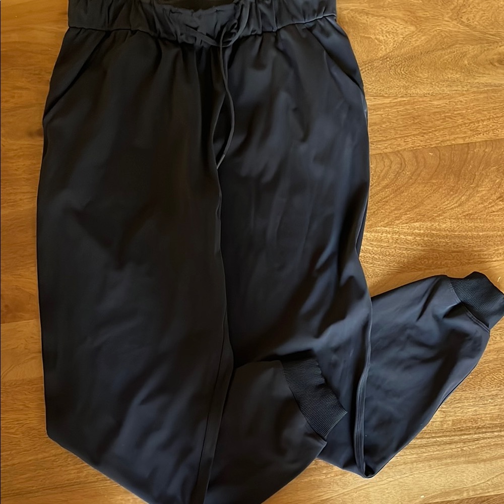 Lululemon Black Joggers Size 8